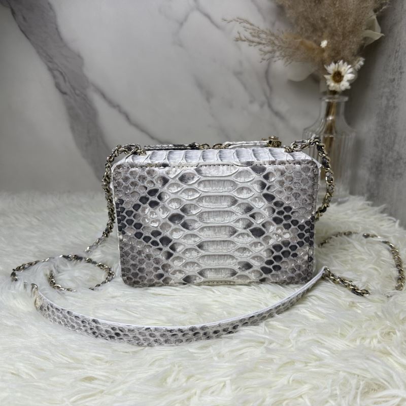 Ch**el satchel bags